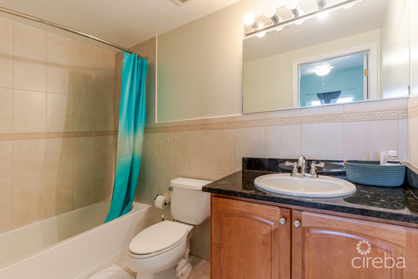 St. Tropez #9 - 3bed + Den