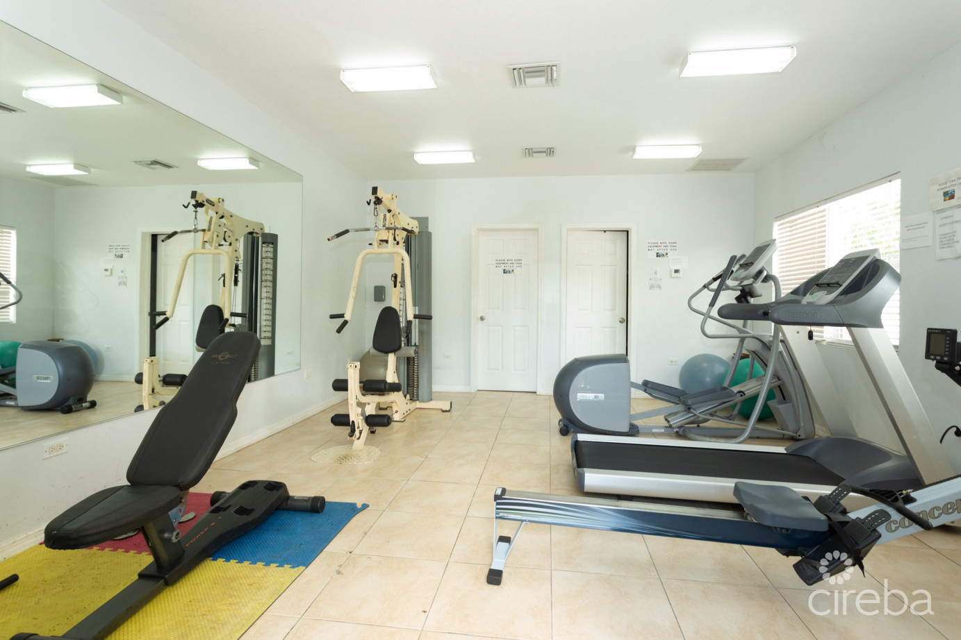 St. Tropez #9 - 3bed + Den