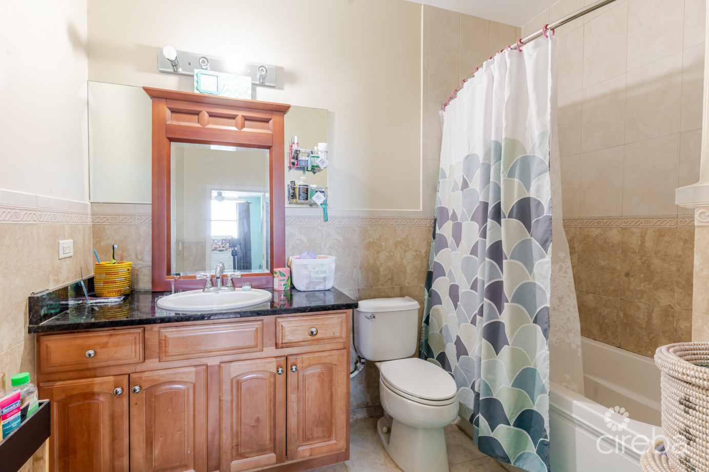 St. Tropez #9 - 3bed + Den