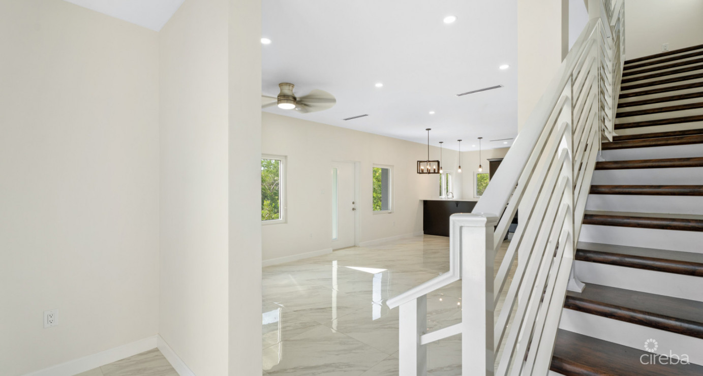 Savannah Newly Constructed Beautiful 3 Bed/3 1/2 Bath Home