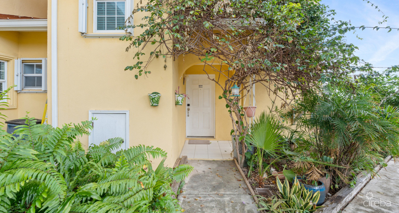 Ocean Club #212 (renovated 2 Bed Town Home W/ Excellent Ocean Views)