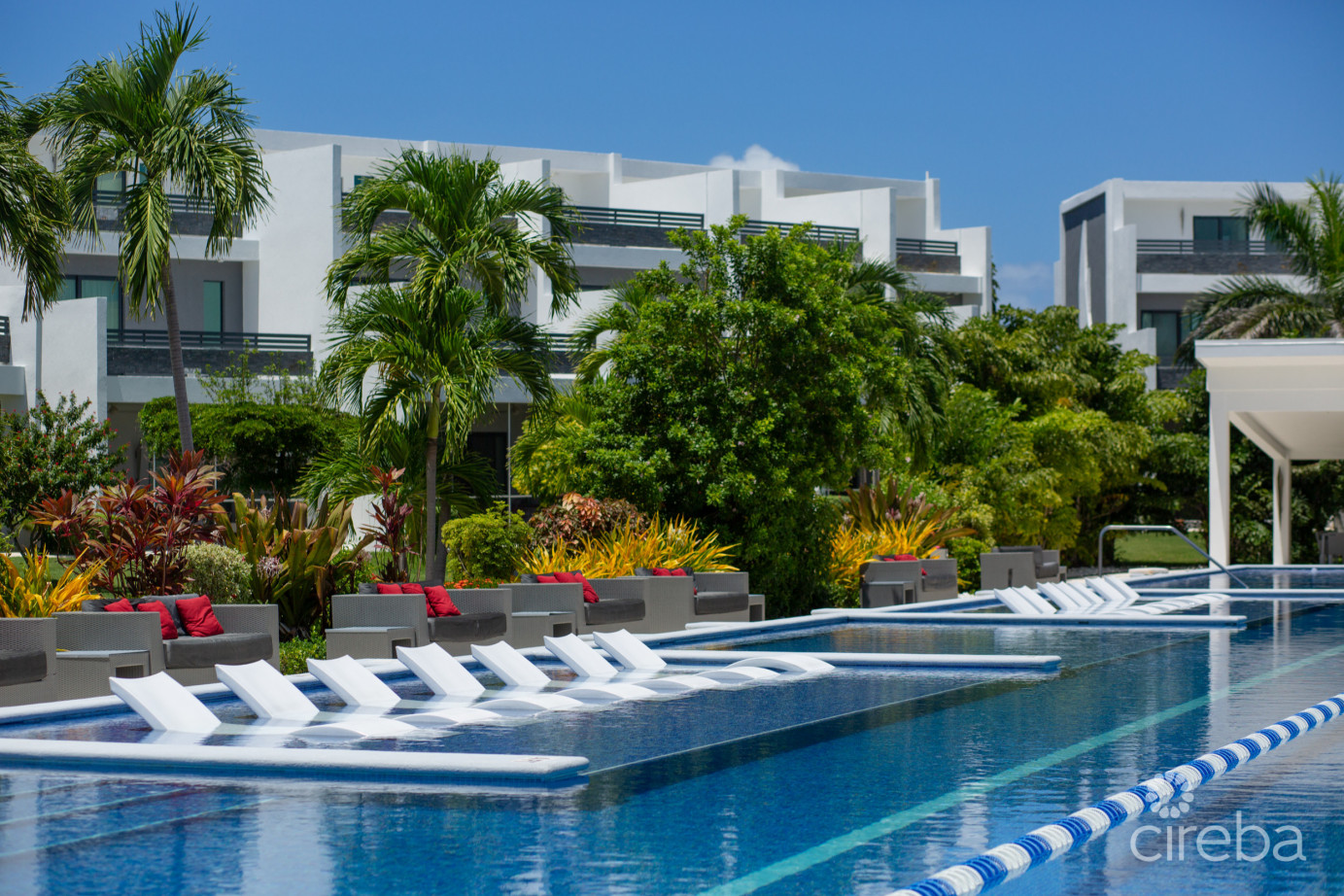 Vela 4bed  Newest Phase & Newly Painted