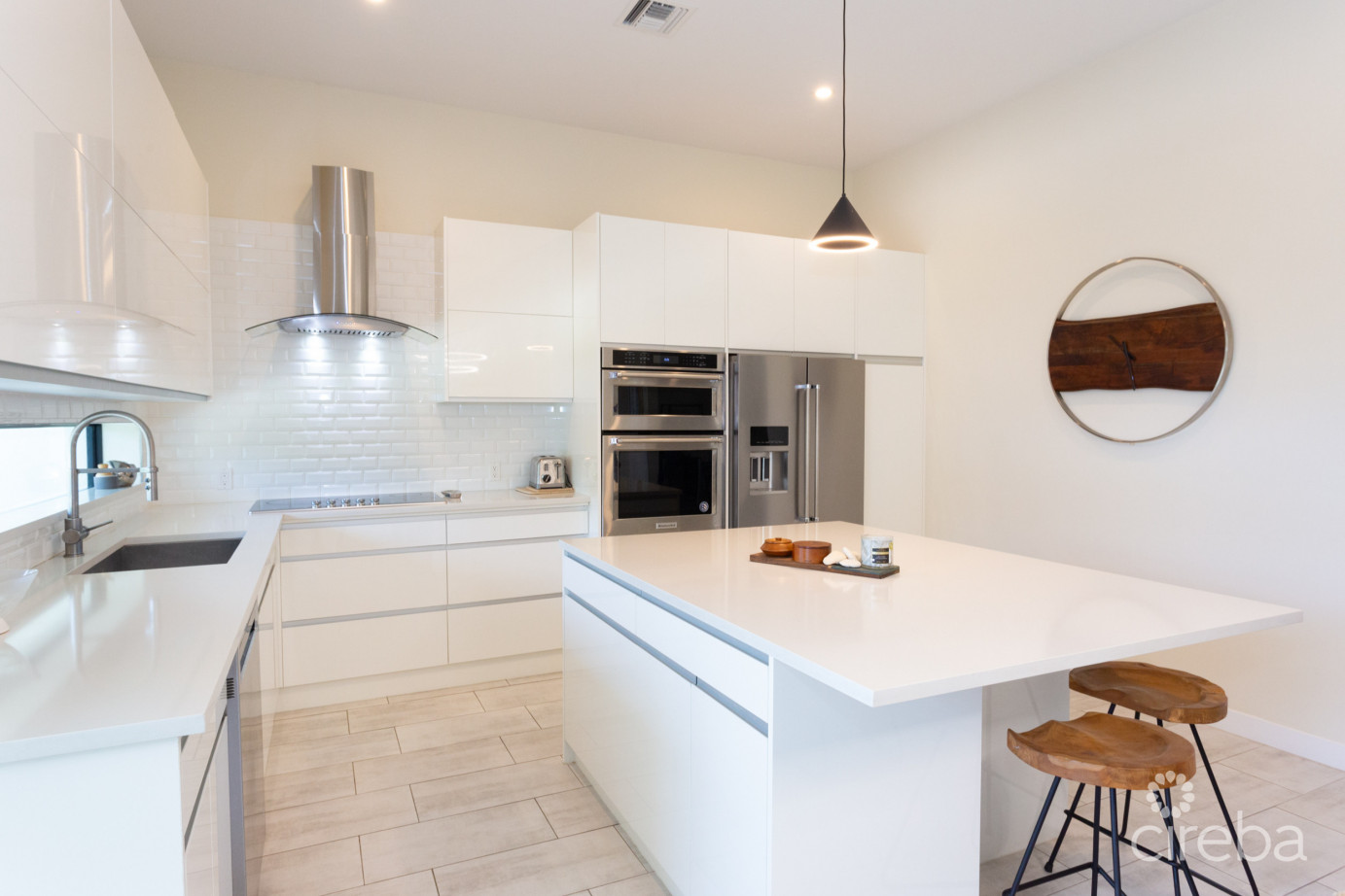 Vela 4bed  Newest Phase & Newly Painted