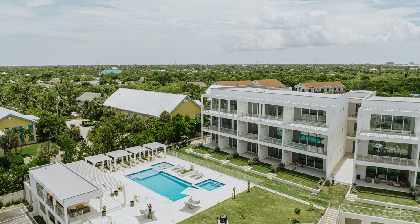 6 Sunset Point- Amazing, Oversized 1 Bed/ 1.5 Bath Condo