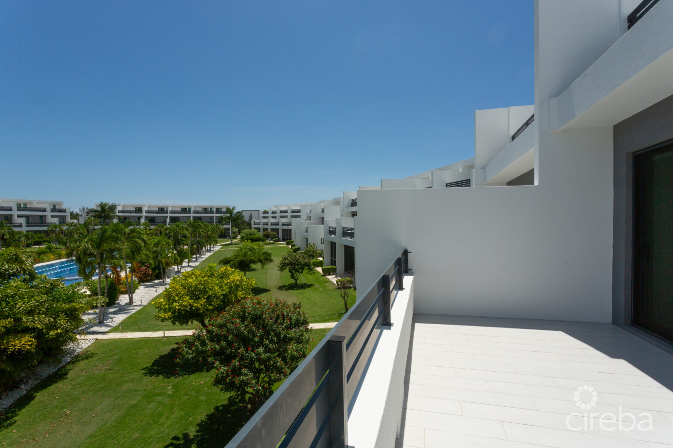 Vela 4bed  Newest Phase & Newly Painted