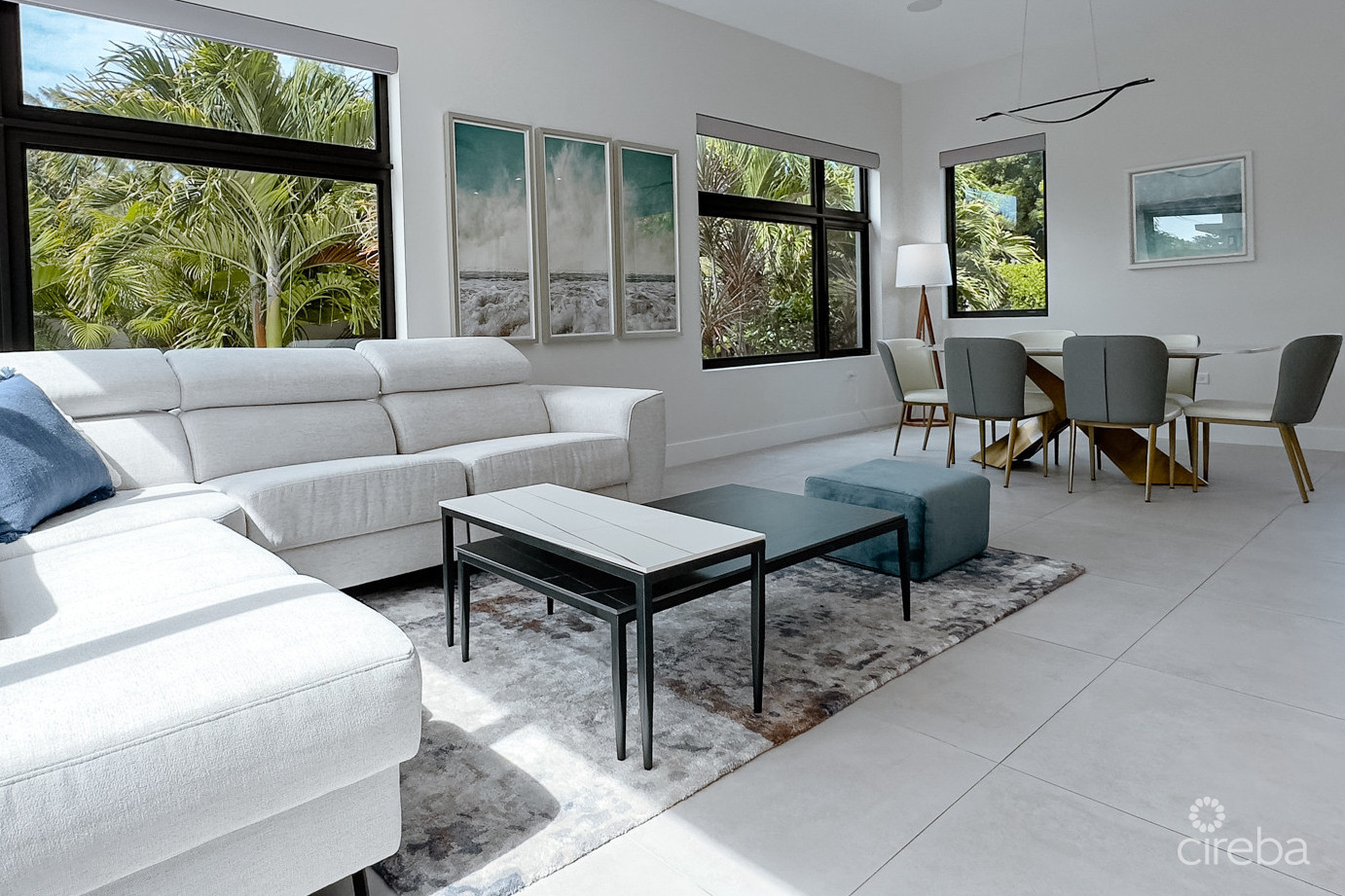 4 Bed Plus Den Townhouse In West Bay