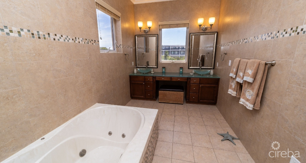 Stunning Boulevard Home - 44 Conch Drive- 3 Bed Plus Den- (ci$50k Back At Closing)