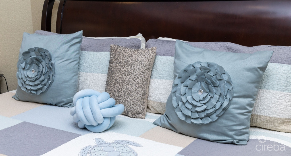 Stunning Boulevard Home - 44 Conch Drive- 3 Bed Plus Den- (ci$50k Back At Closing)