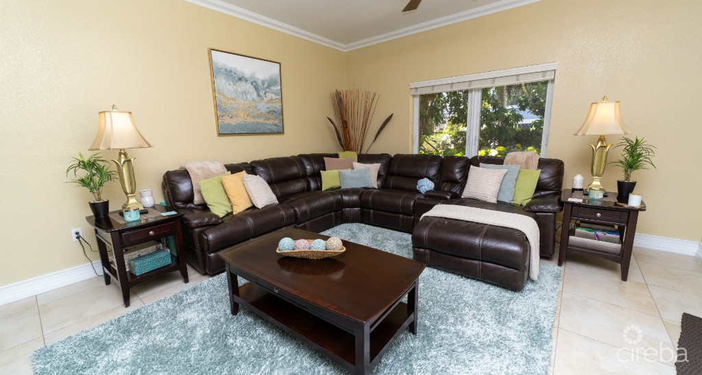 Stunning Boulevard Home - 44 Conch Drive- 3 Bed Plus Den- (ci$50k Back At Closing)