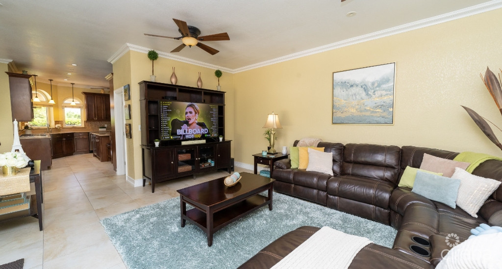 Stunning Boulevard Home - 44 Conch Drive- 3 Bed Plus Den- (ci$50k Back At Closing)