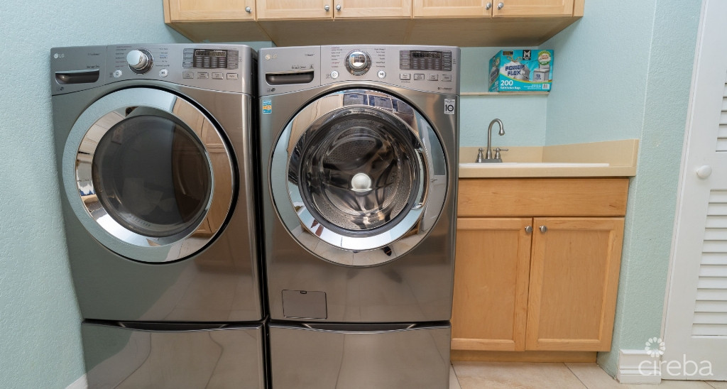 Stunning Boulevard Home - 44 Conch Drive- 3 Bed Plus Den- (ci$50k Back At Closing)