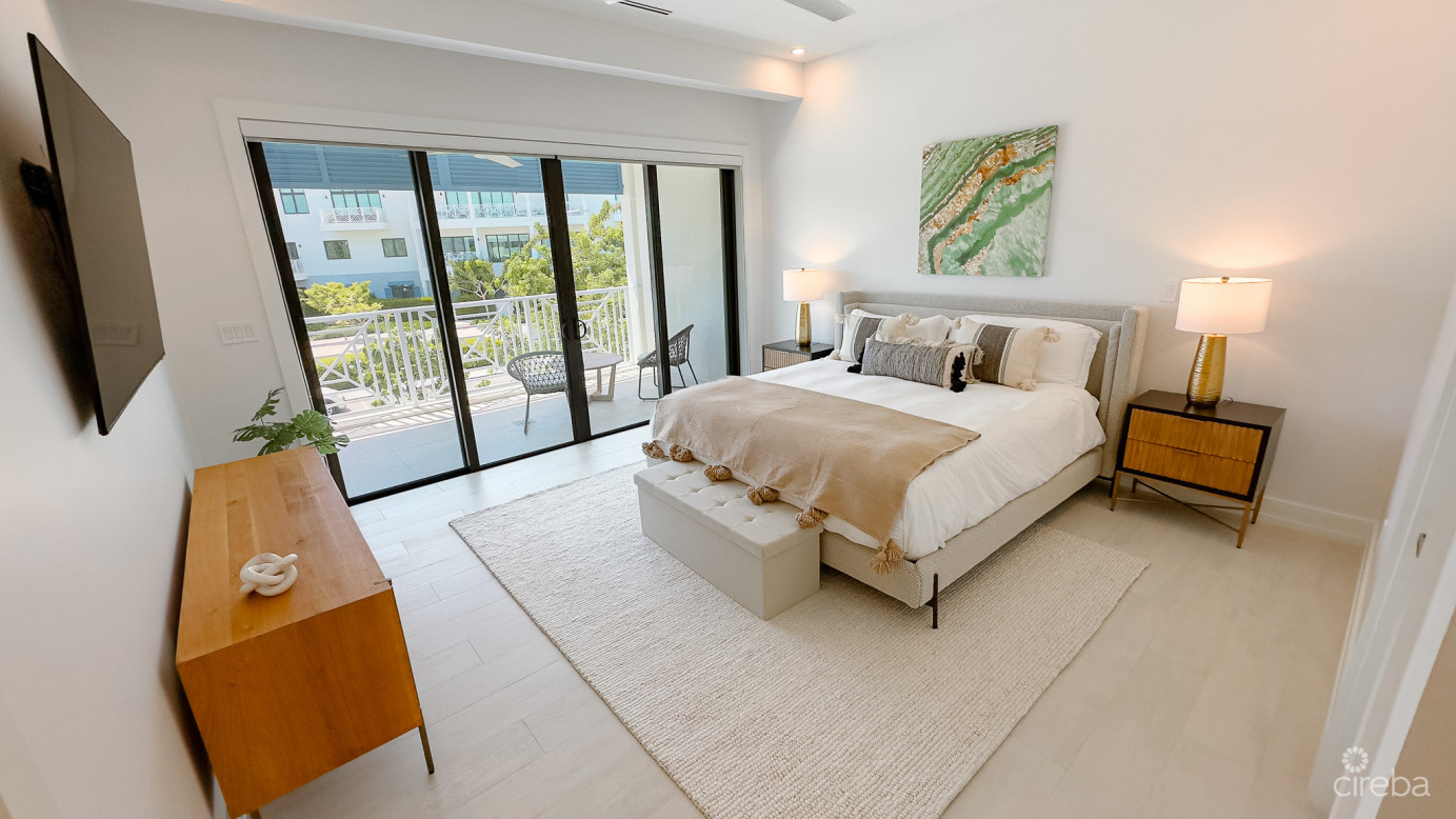 3 Bed Townhome Olea Camana Bay