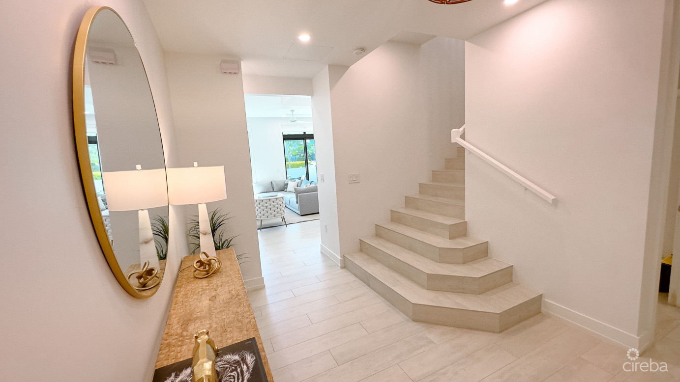 3 Bed Townhome Olea Camana Bay