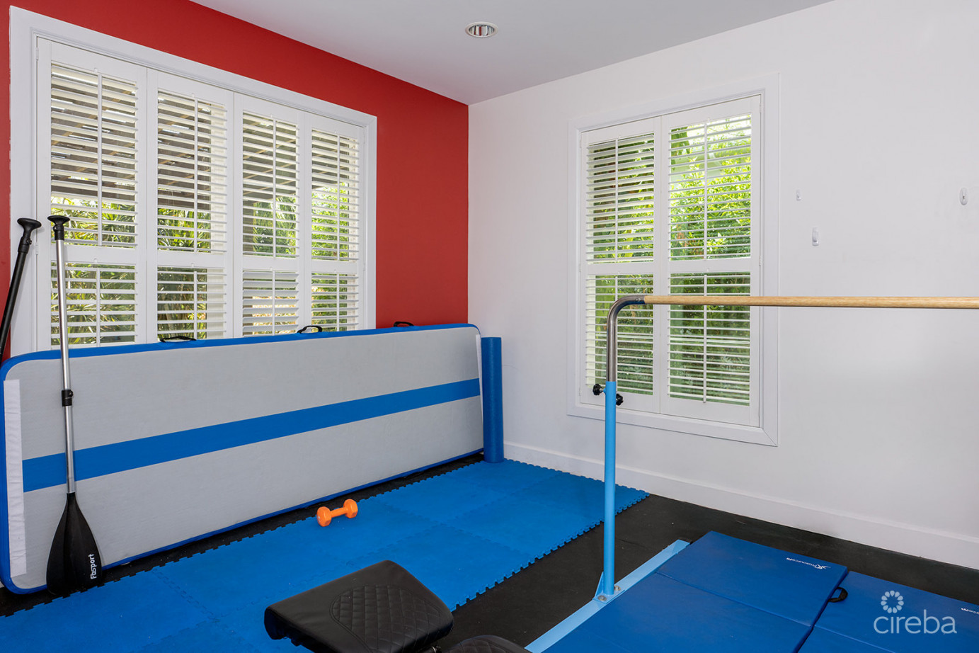 Bimini Dr - Executive Canal Front Home In Grand Harbour