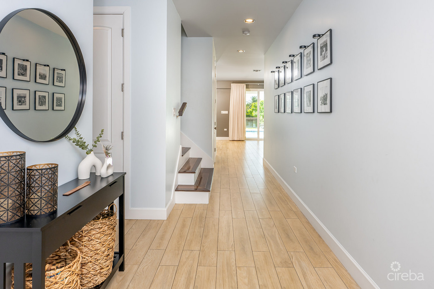 Bimini Dr - Executive Canal Front Home In Grand Harbour