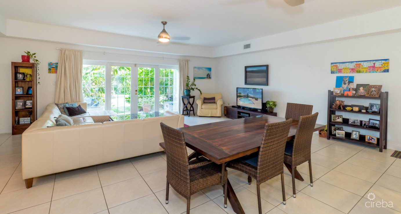 South Sound Ocean Front 4 Bed Windsor Village 25