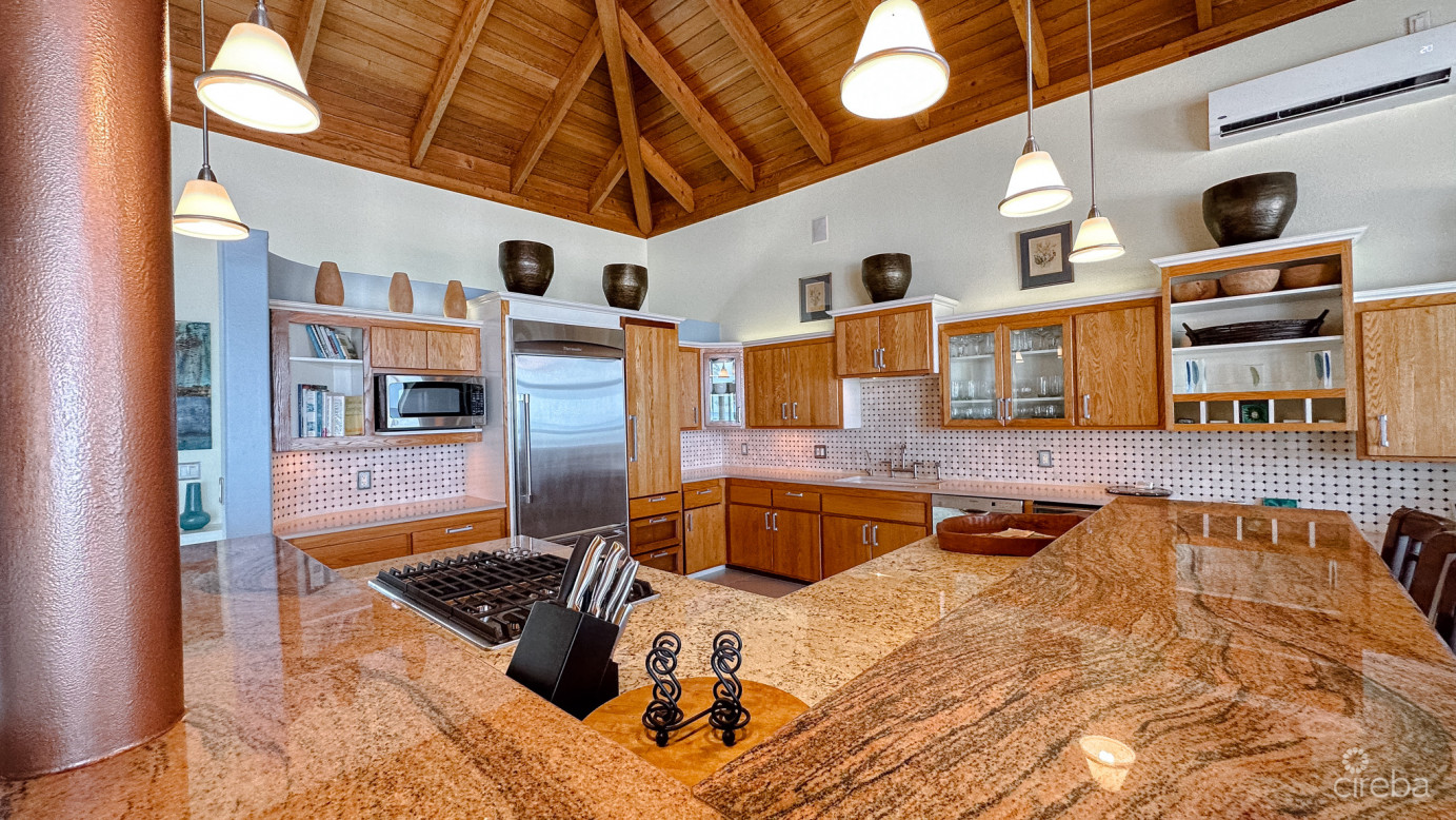 Little Cayman Beachfront Home With Pool