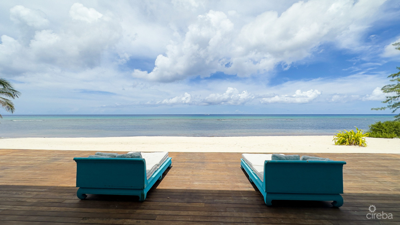 Little Cayman Beachfront Home With Pool