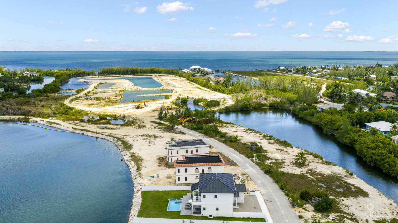 Auburn Bay 3, Canal Front Home