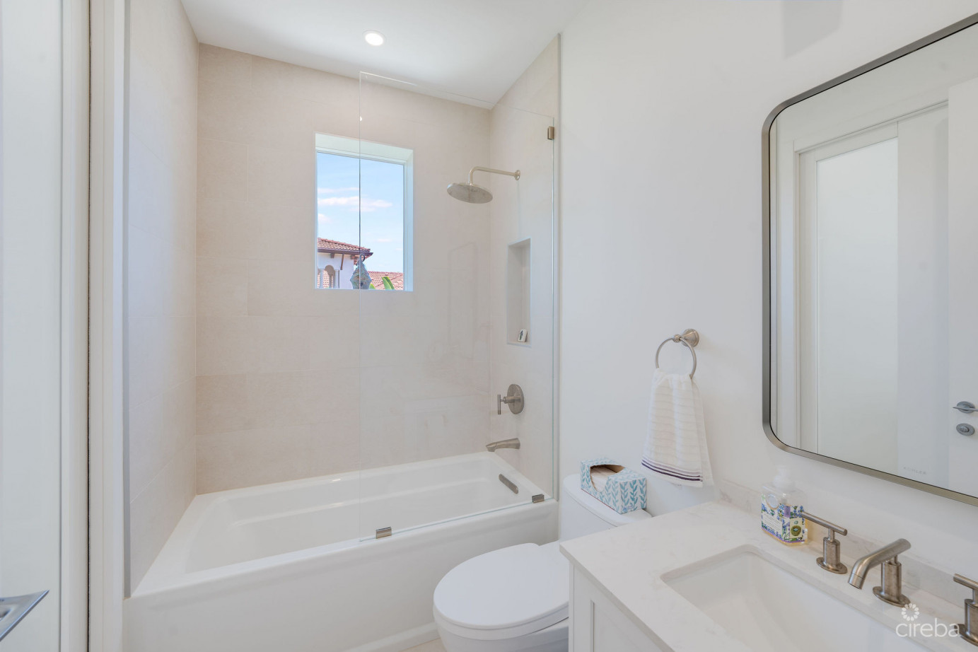 Indigo Bay #4 - Oceanfront Developer's Residence