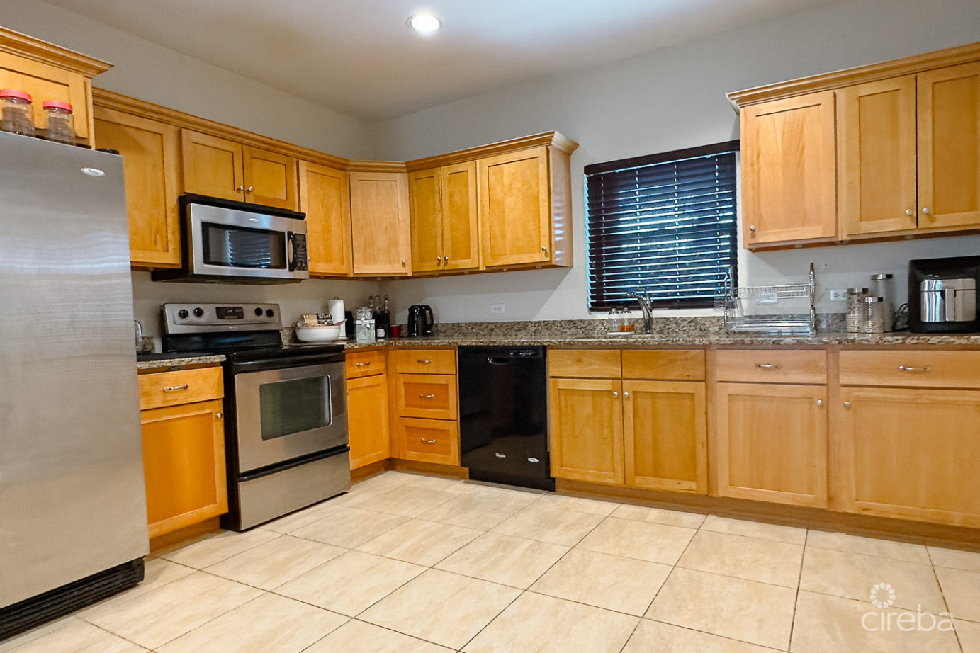 2 Bed Townhouse George Town Hilton Estates