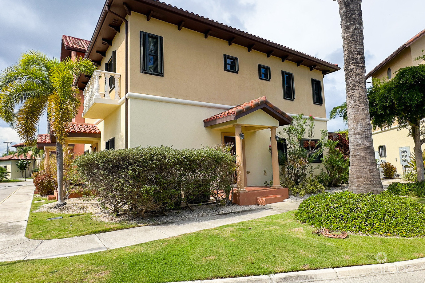 2 Bed Townhouse George Town Hilton Estates