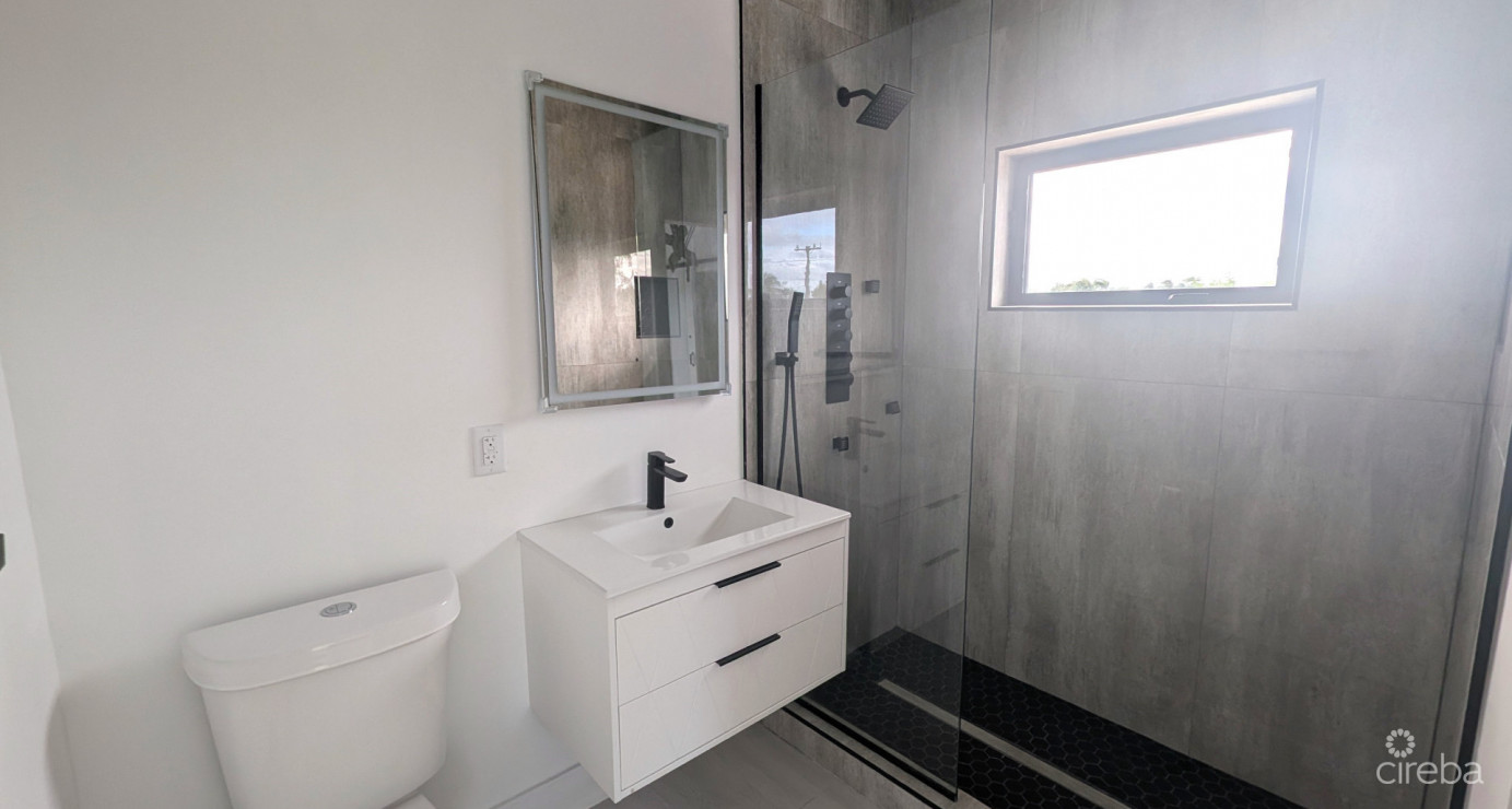 Fleetwood Estate  Villa