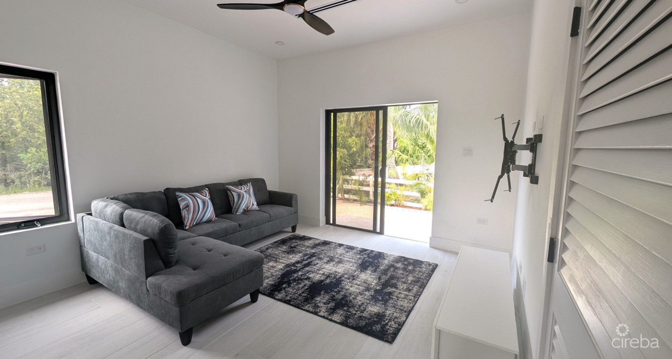 Fleetwood Estate  Villa