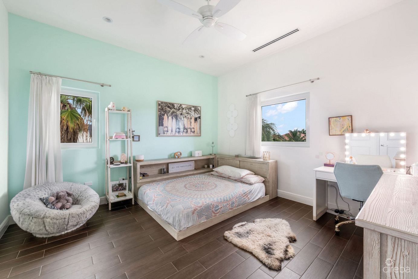 Hoya Quay 35, Crystal Harbour