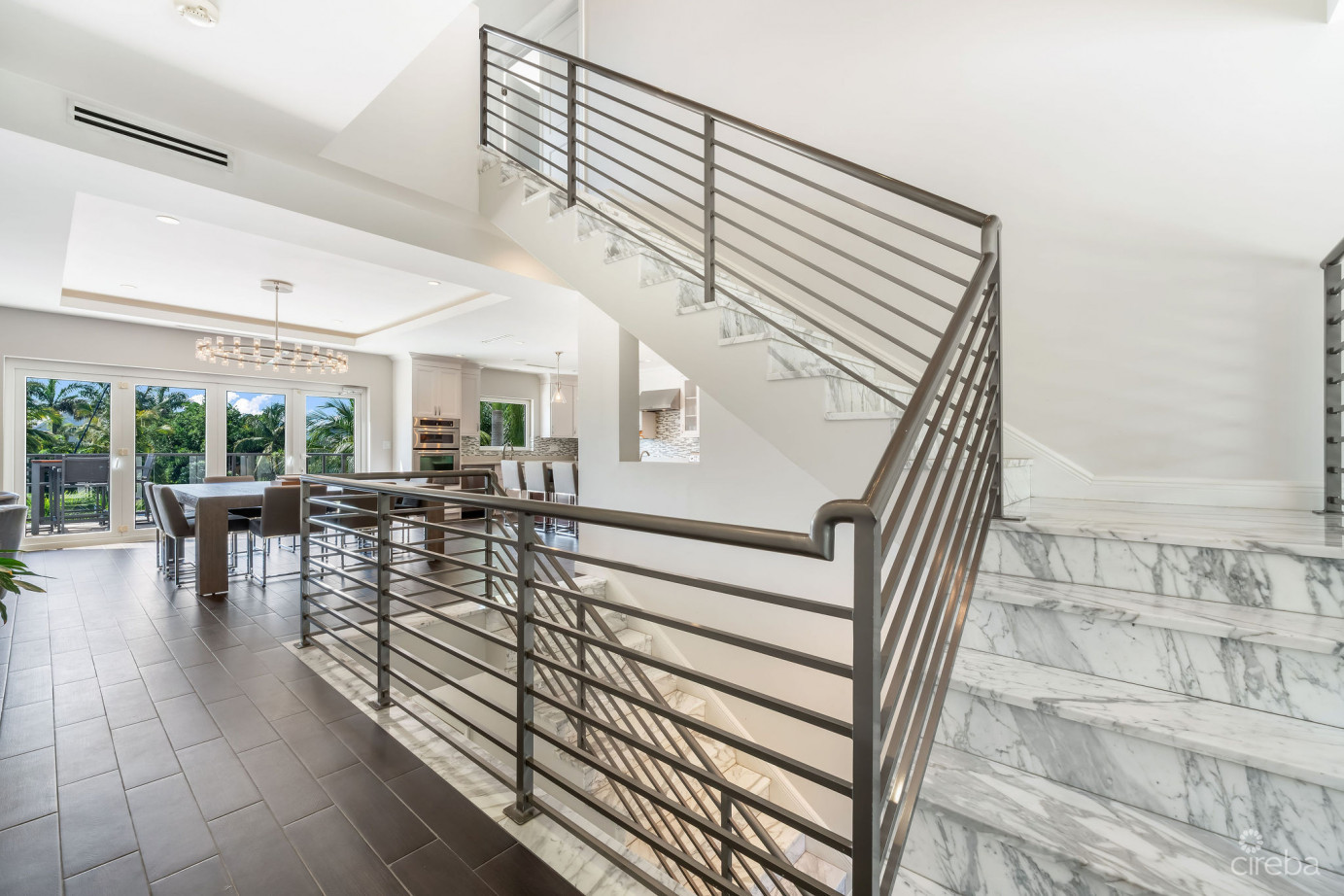 Hoya Quay 35, Crystal Harbour