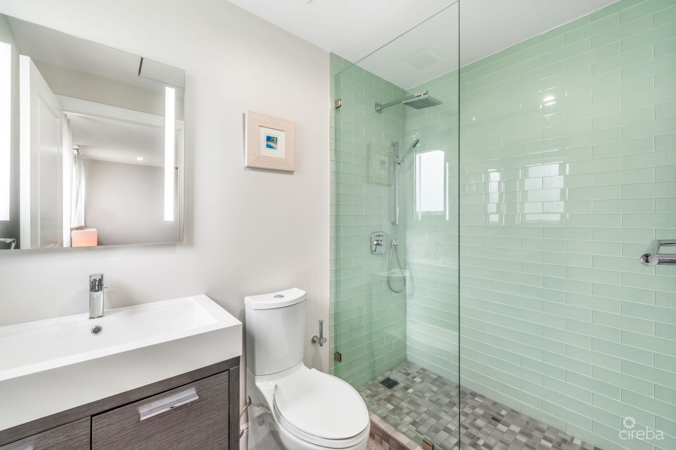 Hoya Quay 35, Crystal Harbour