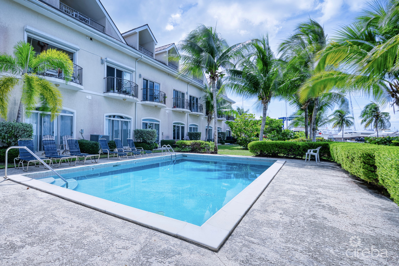 Oceanfront Corner Unit- Harbour Point Villa #5