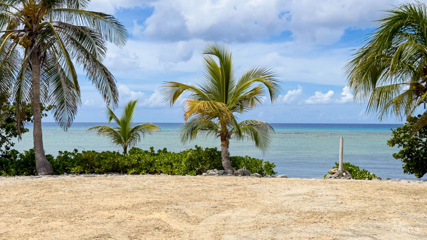 Little Cayman Ocean View Residential Home With Beachfront Lot