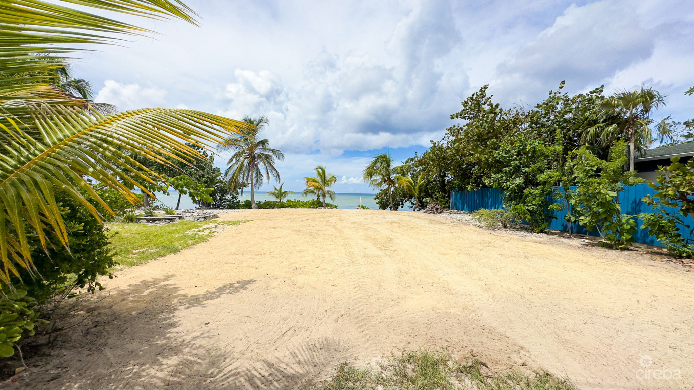 Little Cayman Ocean View Residential Home With Beachfront Lot