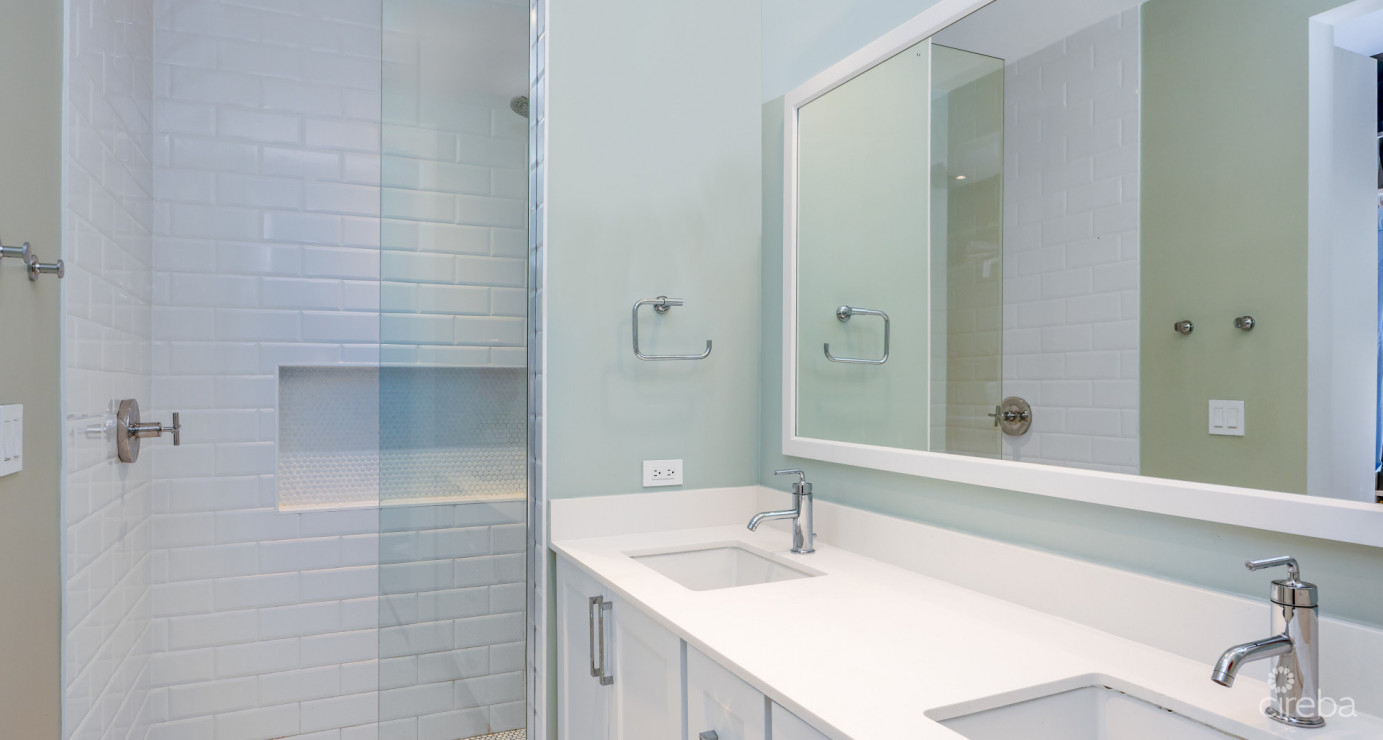 Olea - Pool View, Ground Floor