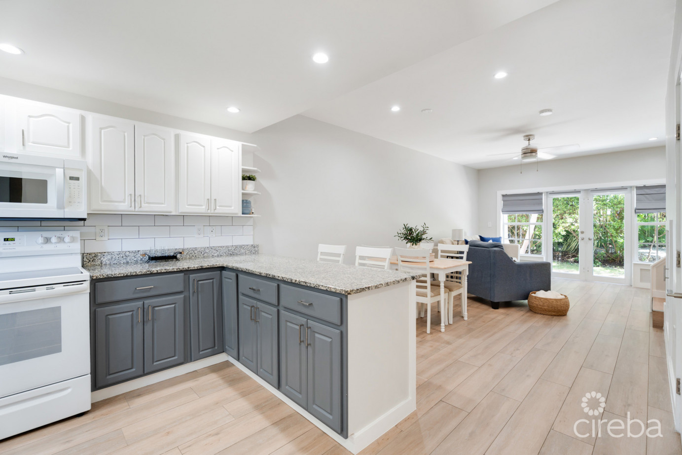 Sunset Retreat 40, George Town Condo