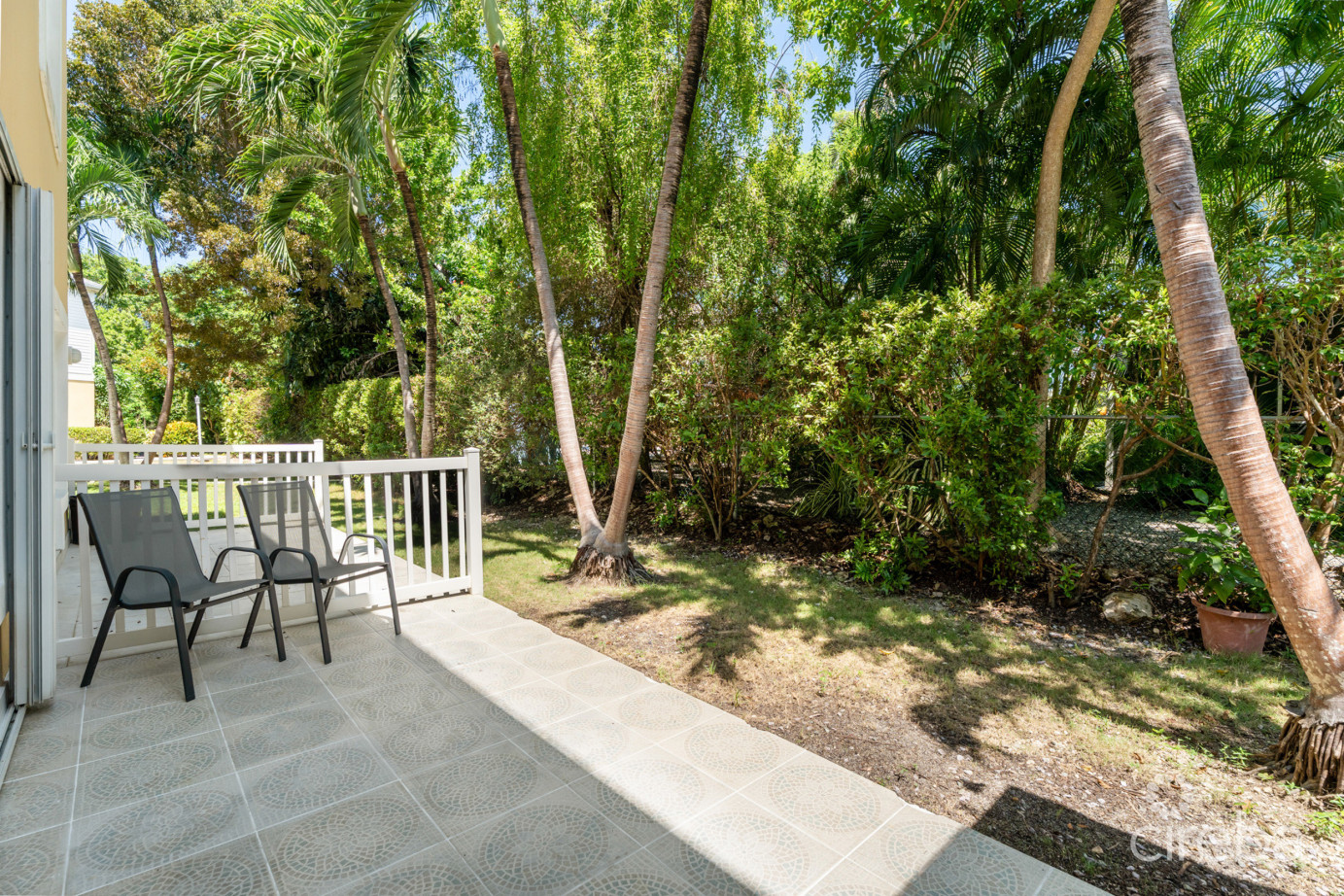 Sunset Retreat 40, George Town Condo