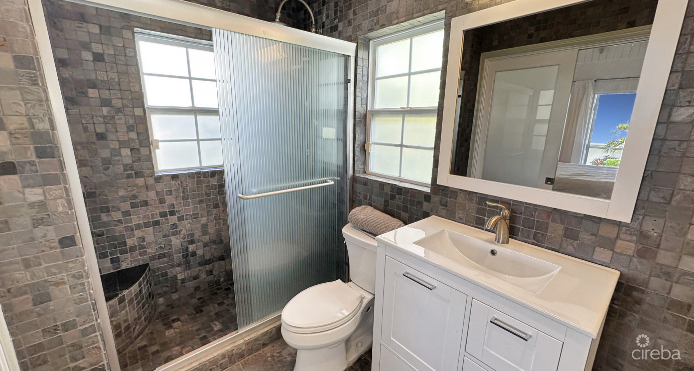 Prospect Reef #7 Oceanfront Cottage