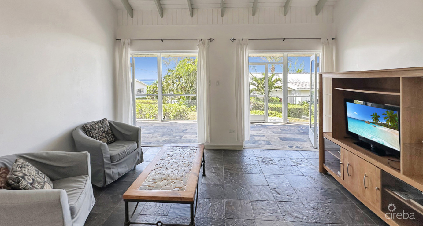 Prospect Reef #7 Oceanfront Cottage