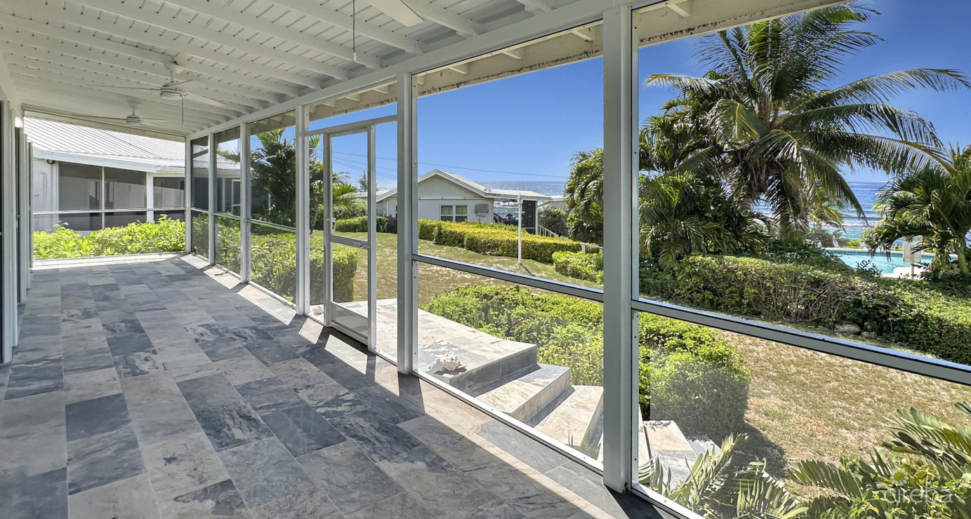 Prospect Reef #7 Oceanfront Cottage