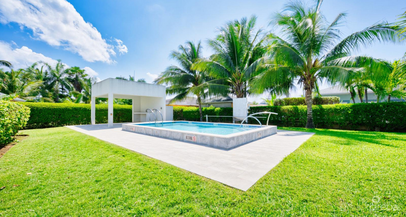 Modern & Stylish 1 Br - 1.5 Ba Townhome