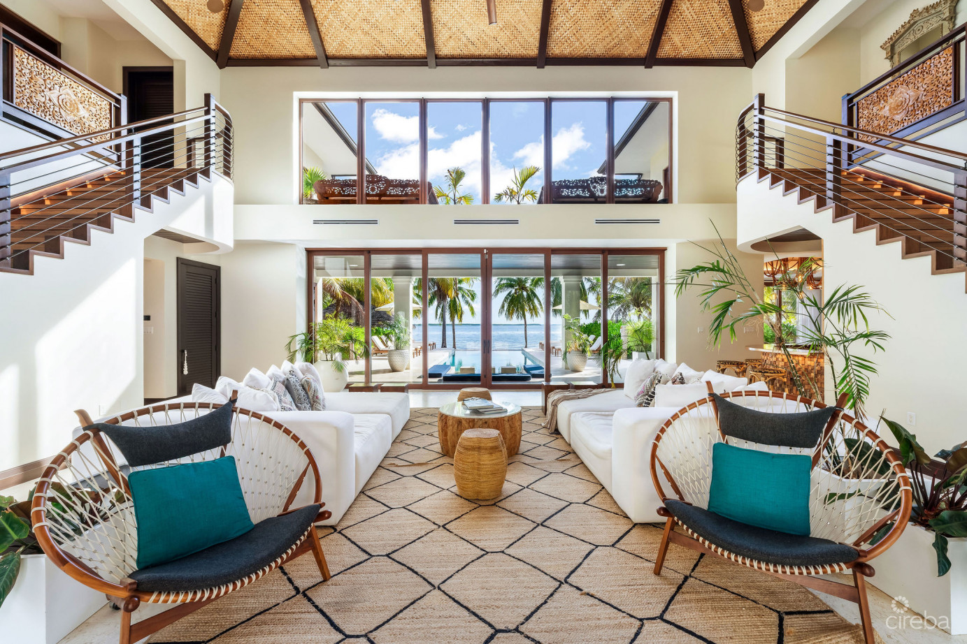 Kempa Kai, Beachfront Home