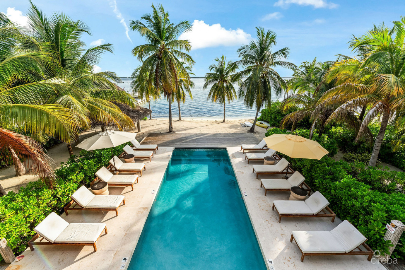 Kempa Kai, Beachfront Estate With 0.66 Acre Parcel