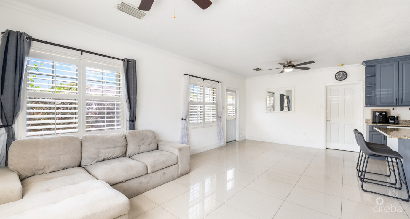 Suelles Estates #1 End Unit