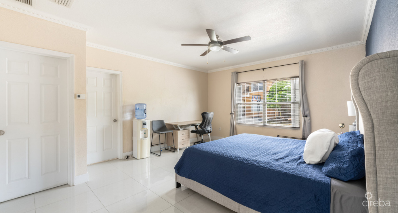 Suelles Estates #1 End Unit