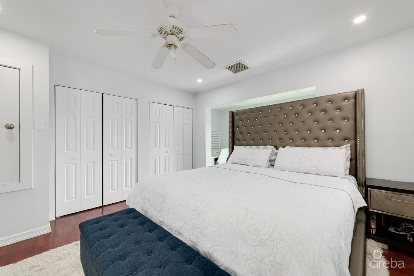 Ocean Club 2bed/2.5bath Condo