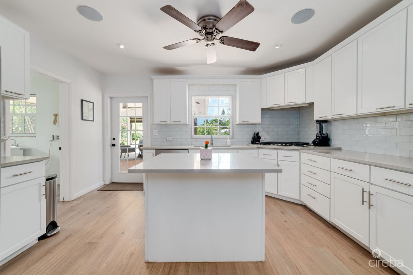 3-bedroom Family Home On An Expansive 0.3411 Acre Lot In West Bay