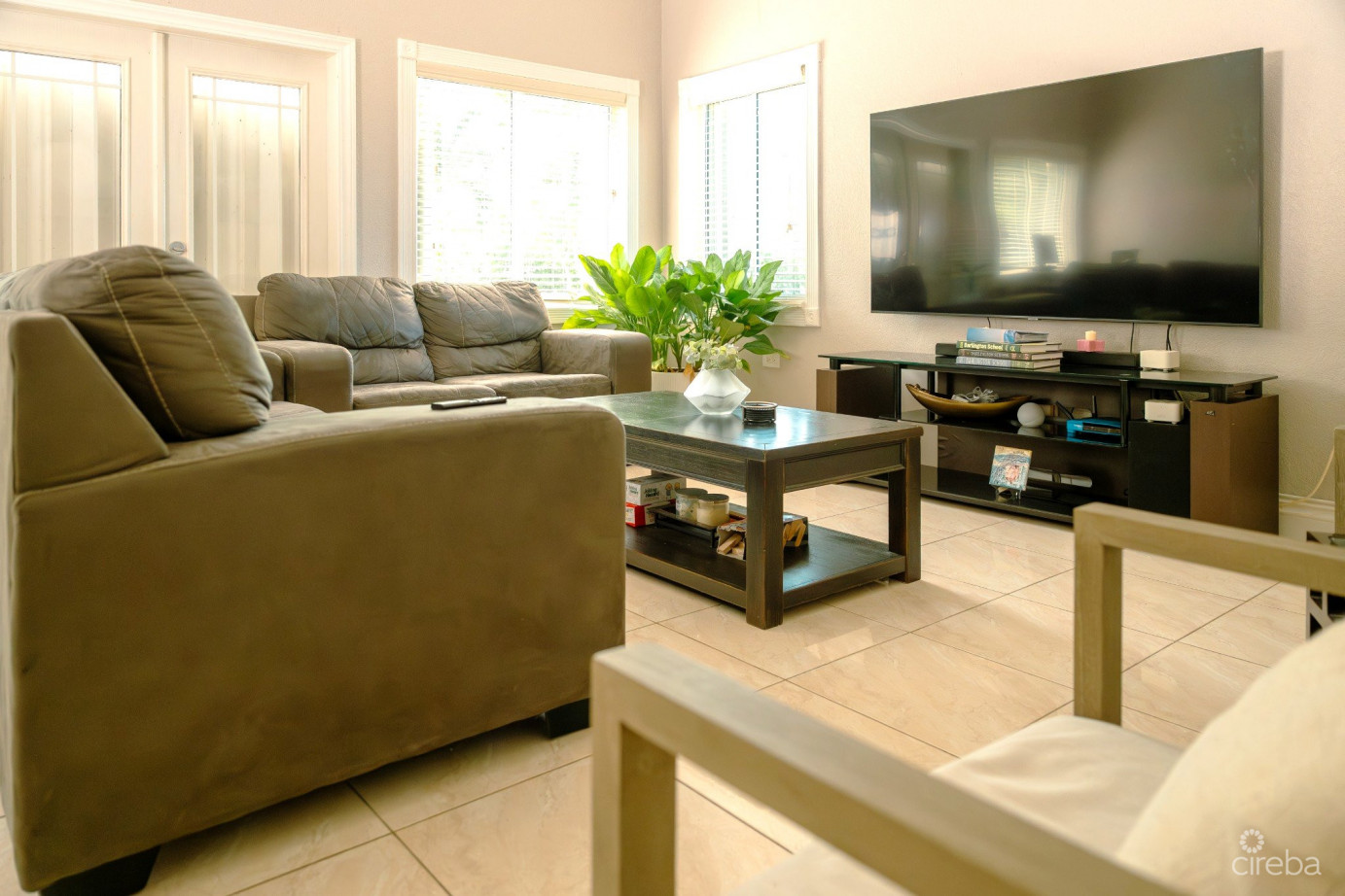 4 Bedroom Beautiful Family Home In Savannah