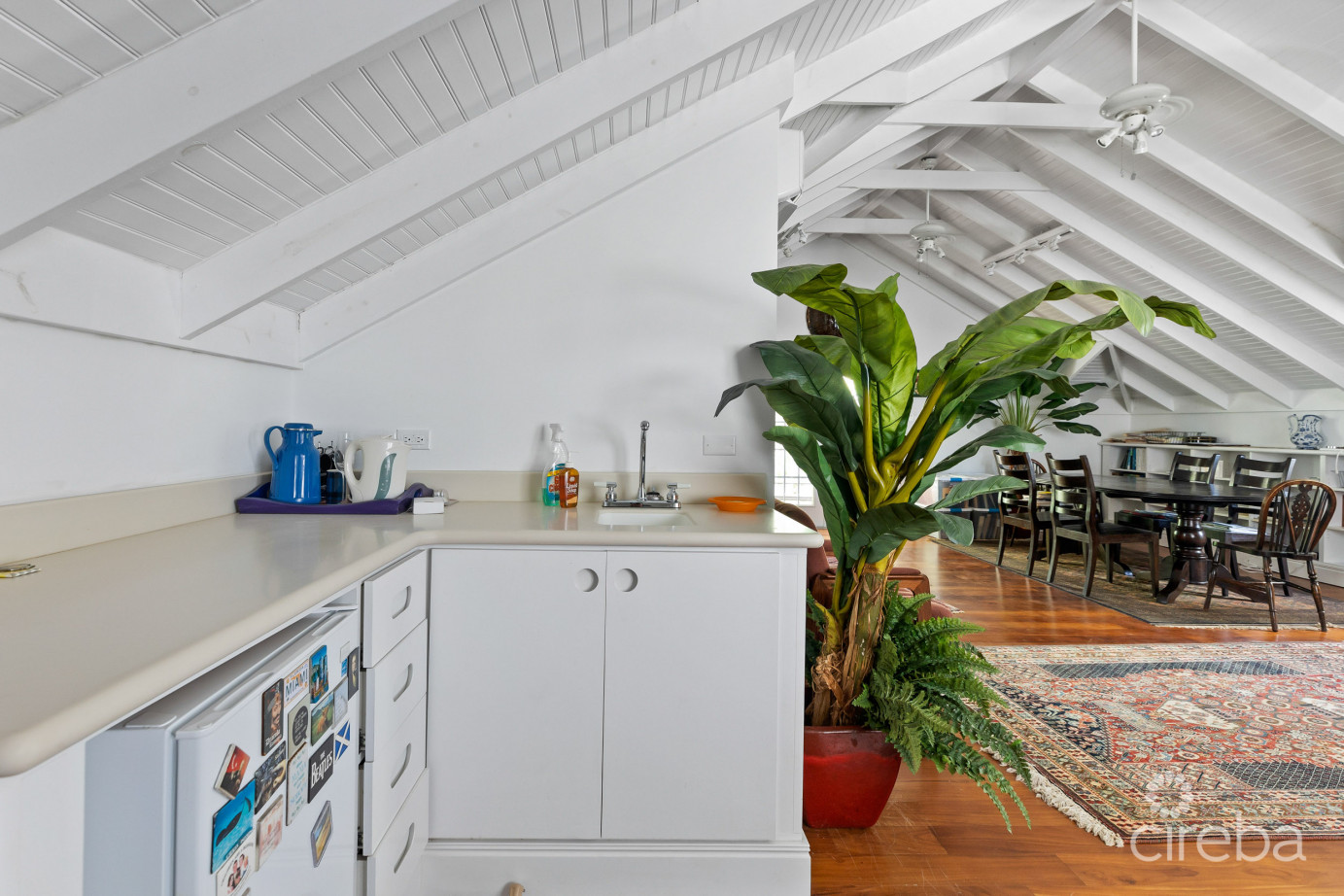 Webster's Drive 69, South Sound Home