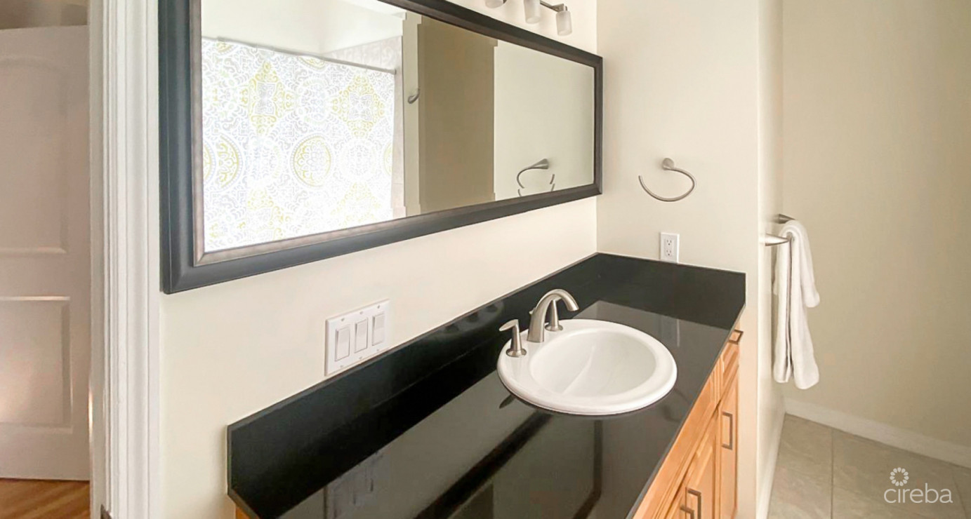 Satin Wood 4 Bdrm 3 Bath Home